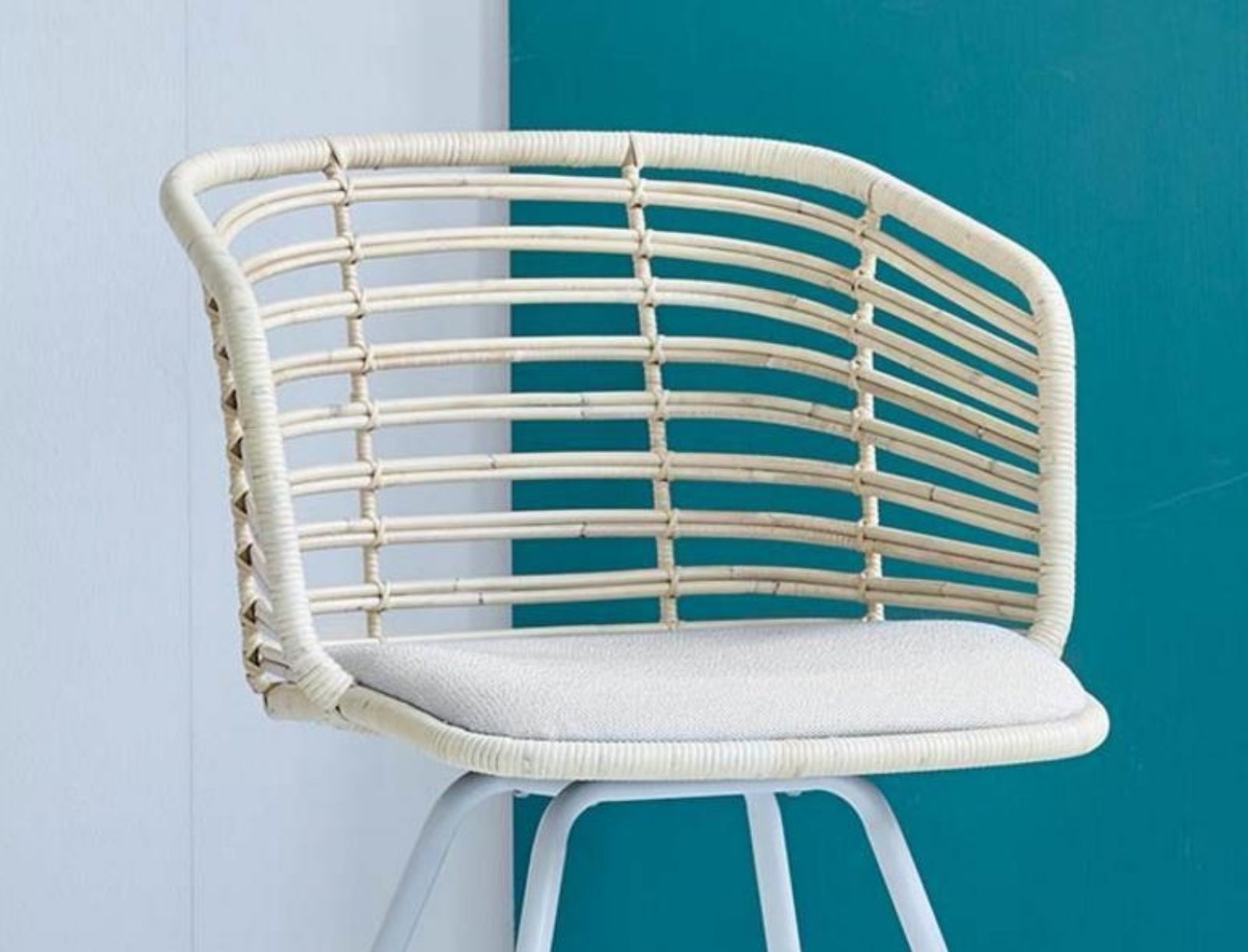 All Things Tropical: Create Your Own Backyard Oasis
