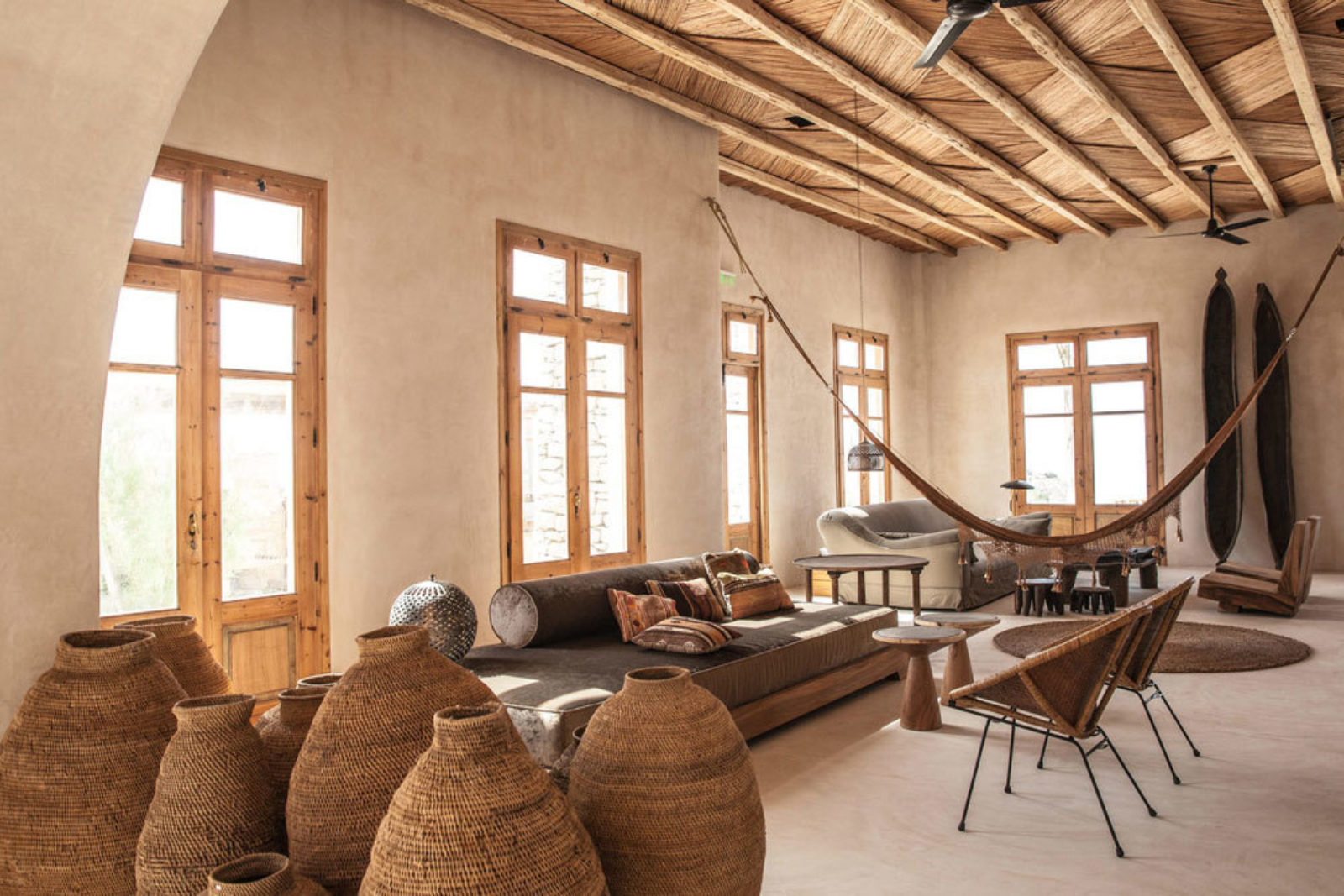 Get the Look: Beach Club Chic